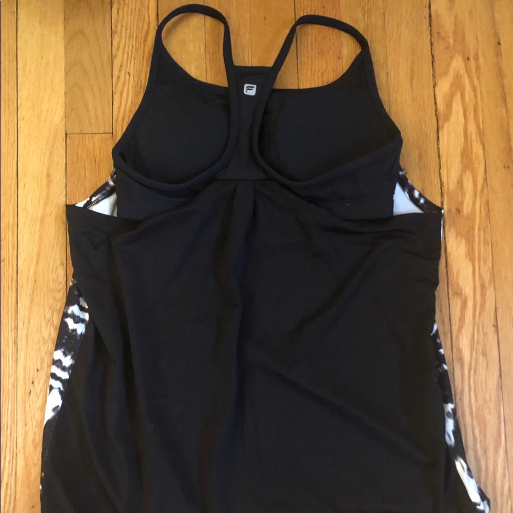 Fabletics workout tank - Picture 2 of 3